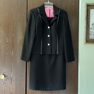 Julian Taylor 2 piece outfit. Sleeveless dress and jacket. Size 10P